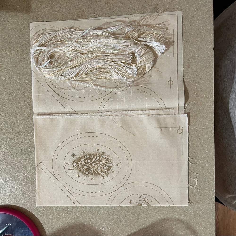 Ivory and Gold Embroidery Thread - Picture 3 of 6